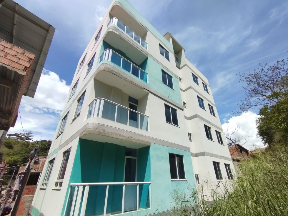 APARTAMENTO #1 EN GIRON SANTANDER PISO 2 - 1