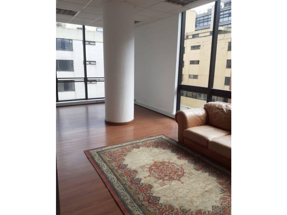 OFICINA EN EL CHICO PISO 3 INTERIOR — foto 3