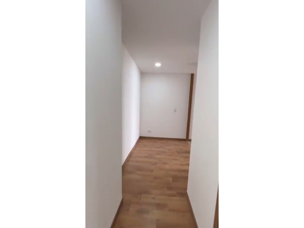 APARTAMENTO EN MODELO NORTE PISO 9 EXTERIOR — foto 6