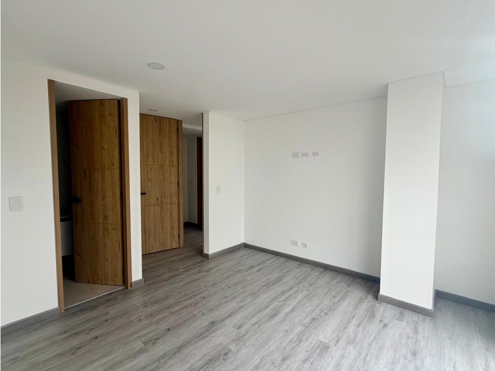 APARTAMENTO PARA ESTRENAR EN QUINTA PAREDES PISO 4 EXTERIOR — foto 5