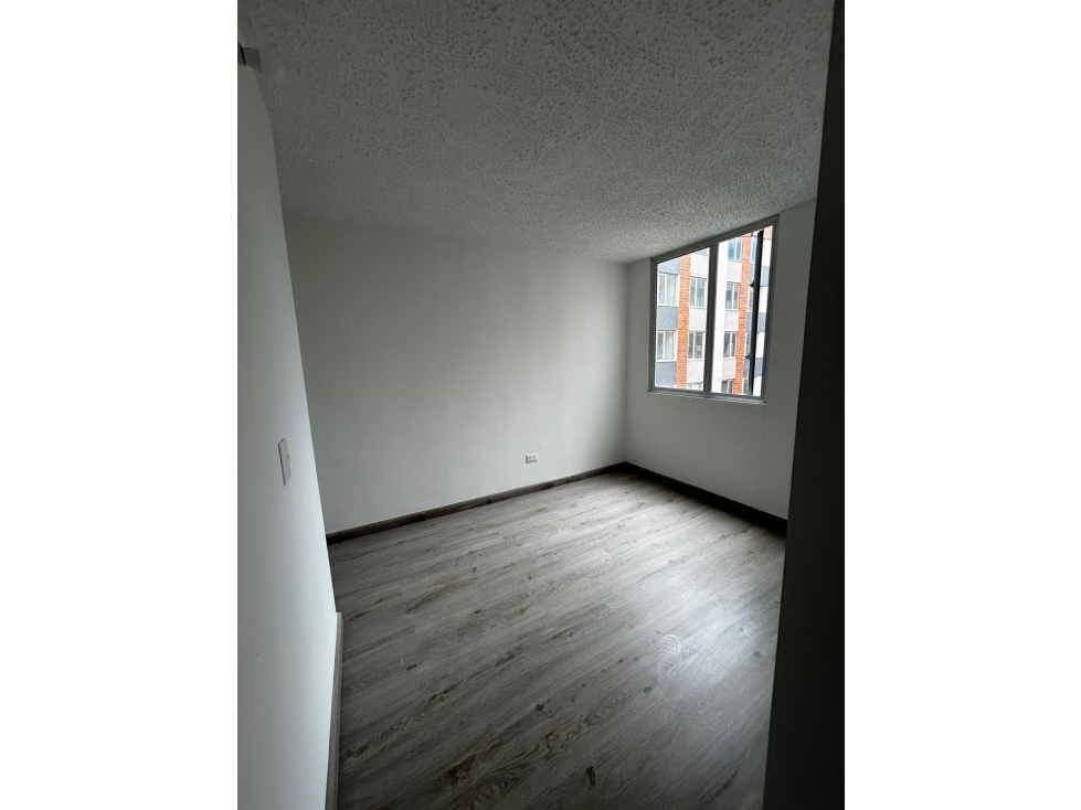 APARTAESTUDIO EN SAN JOSE FONTIBON PISO 9 INTERIOR — foto 5