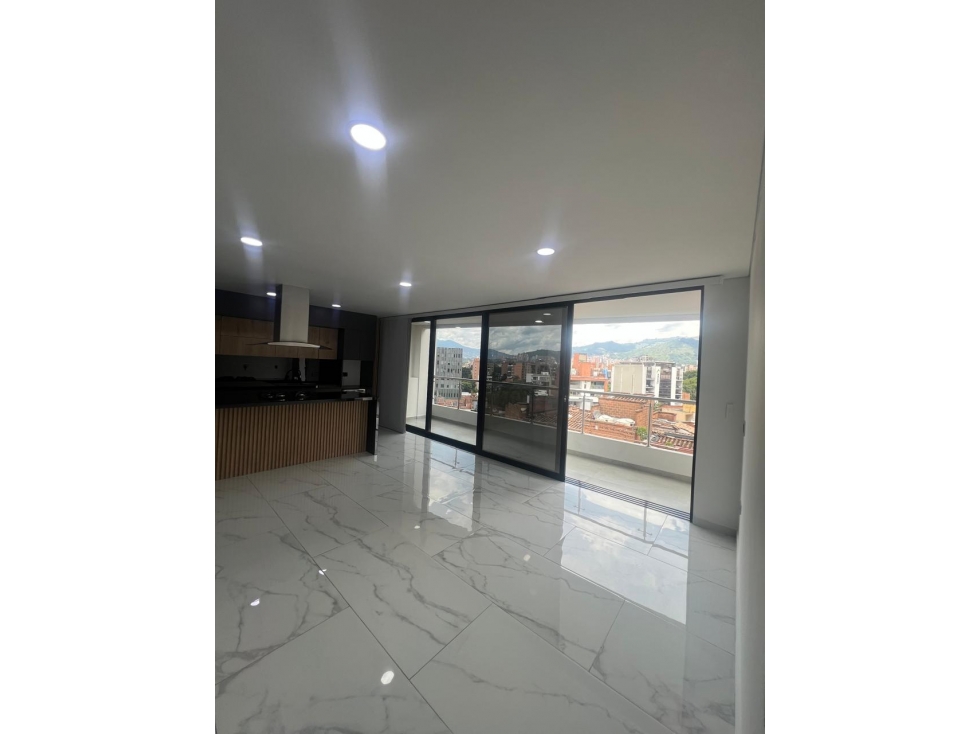 PENTHOUSE DUPLEX EN EL CORAZON DE LAURELES — foto 3