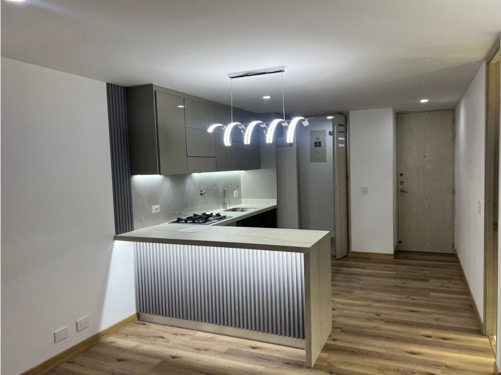VENTA DE APARTAESTUDIO EN POBLADO, PROVENZA