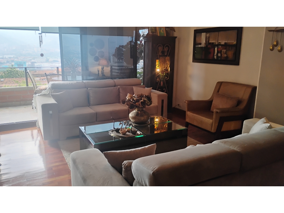 AMPLIO APARTAMENTO EN VENTA CASTROPOL EL POBLADO - 3