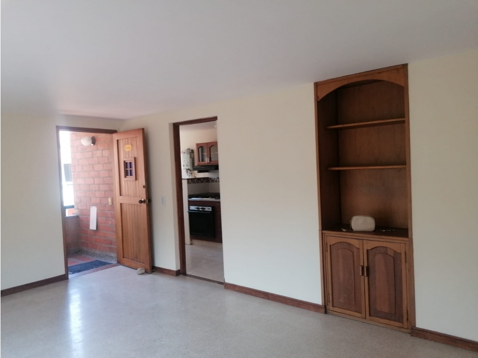 amplio apartamento en LA MOTA