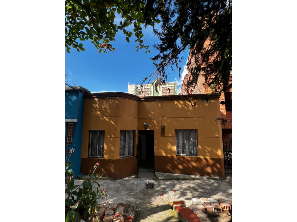 CASA LOTE EN VENTA