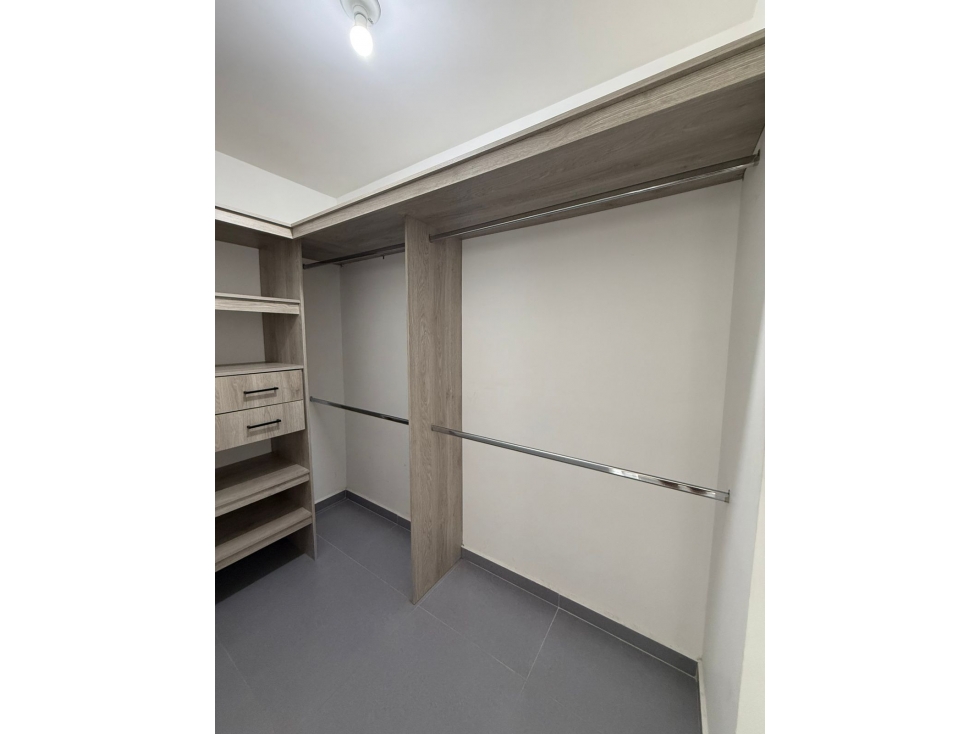 espectacular apartamento en el sector de calazans