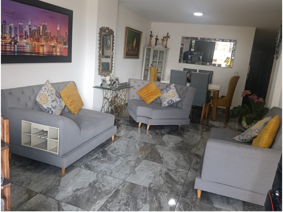 Venta apartamento sector tradicional de Envigado.