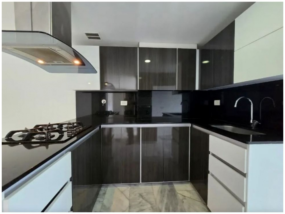 Venta de Apartamento - Conquistadores