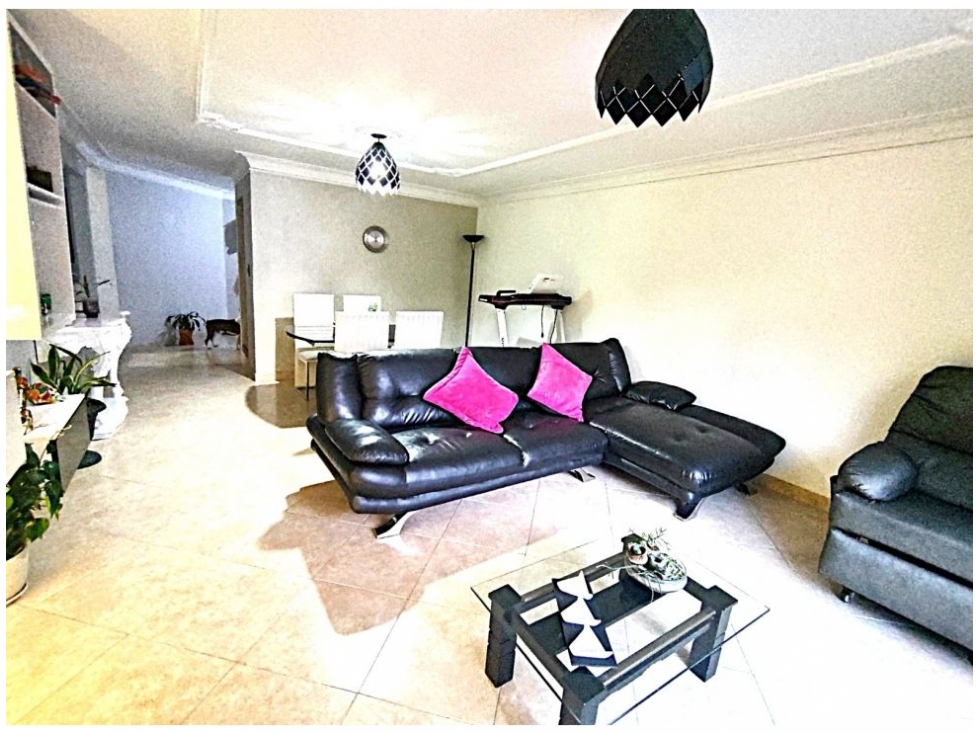 Venta de Casa - La Almeria - 2