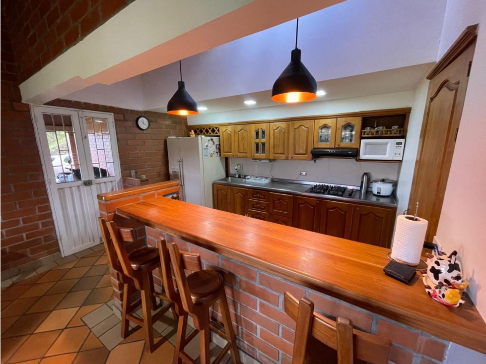Venta de Casa Finca - Guarne - 1