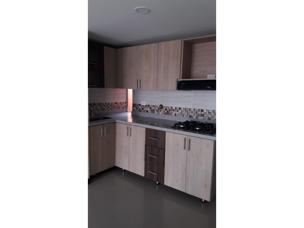 Se vende Apartamento en laureles duplex — foto 2