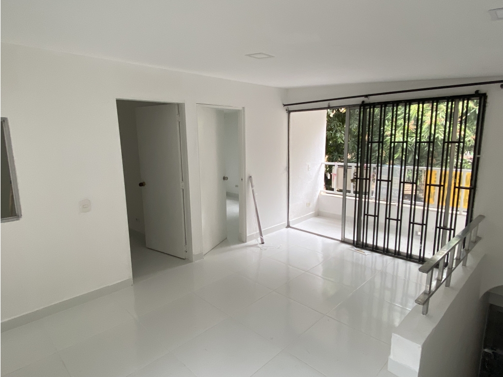 Casa en Venta Tercer Piso - Santa Monica Medellin