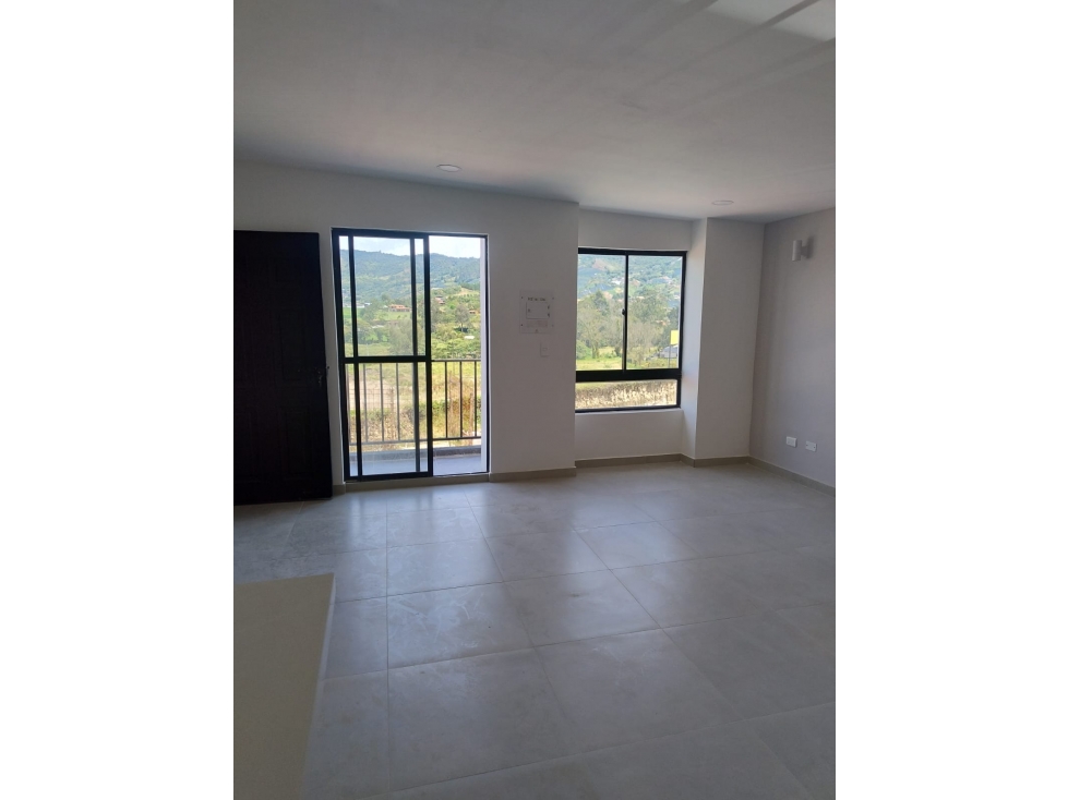Venta Casa 2 Piso - Unidad Abierta - Carmen de Viboral - Para Estrenar — foto 3