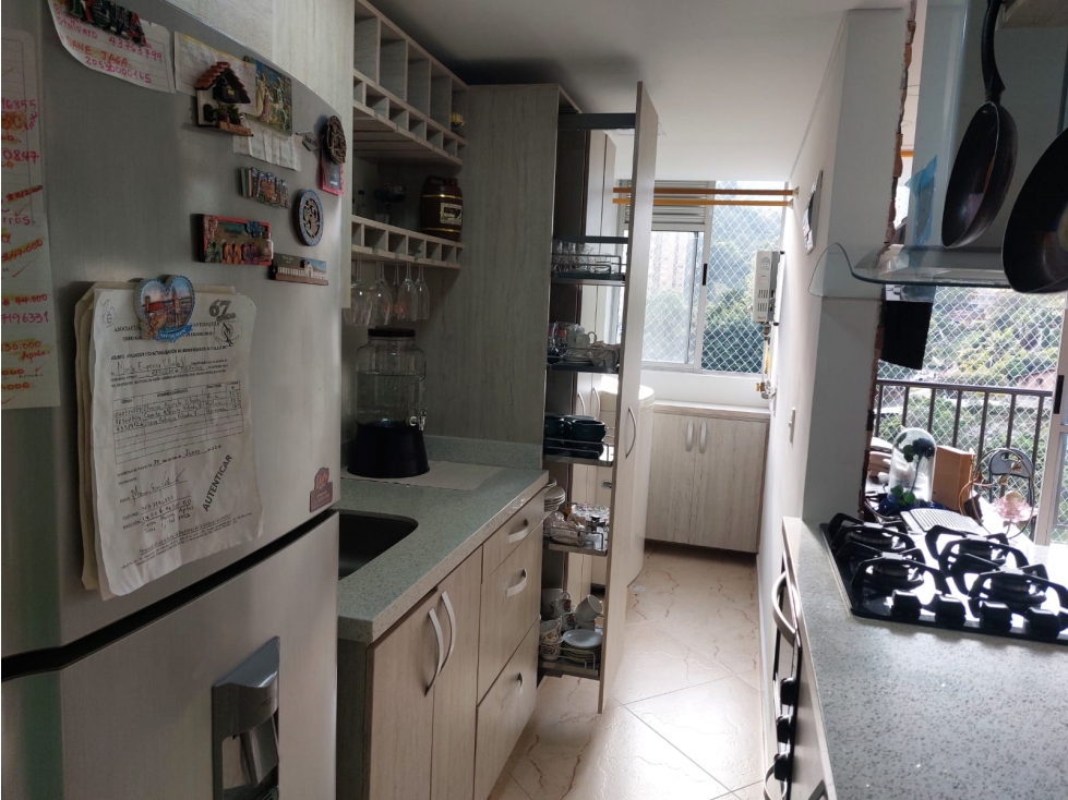 Venta Apartamento la Estrella - La Tablaza. — foto 2