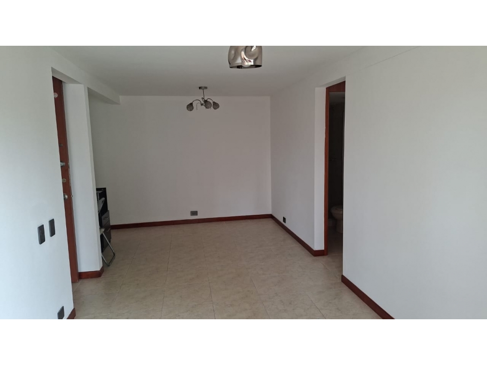 espectacular apartamento en Loma de los Bernal — foto 2