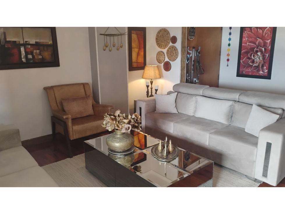 AMPLIO APARTAMENTO EN VENTA CASTROPOL EL POBLADO - 4