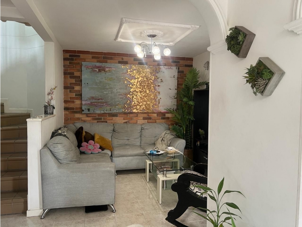 Espectacular casa en unidad cerrada completa, sector LA MOTA — foto 4