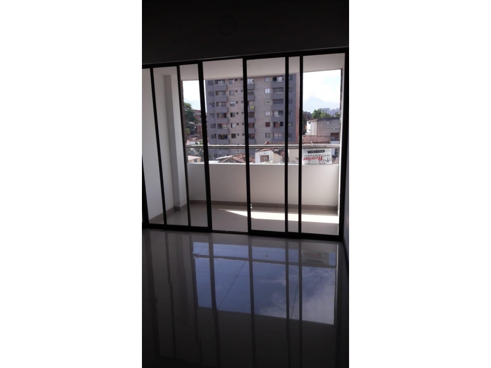 Se vende Apartamento en laureles — foto 4