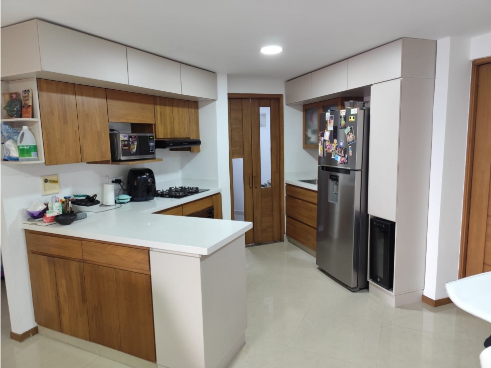VENDO APARTAMENTO EN SABANETA, SECTOR LAS LOMITAS — foto 4