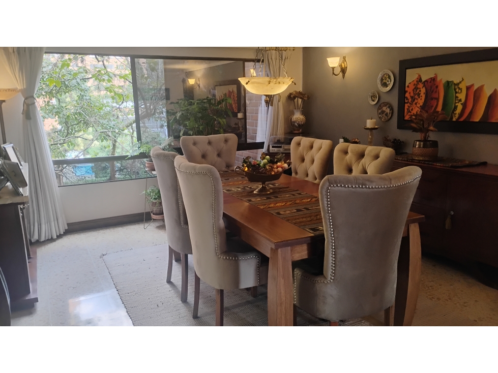 AMPLIO APARTAMENTO EN VENTA CASTROPOL EL POBLADO - 5