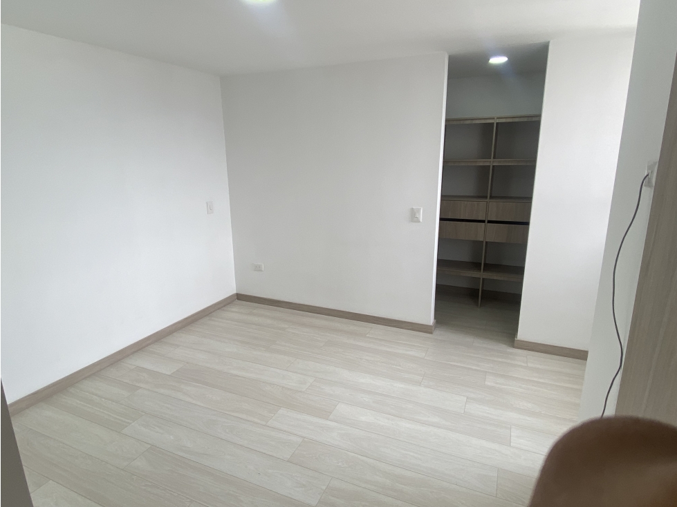 Apartamento en venta Alto las Flores — foto 3