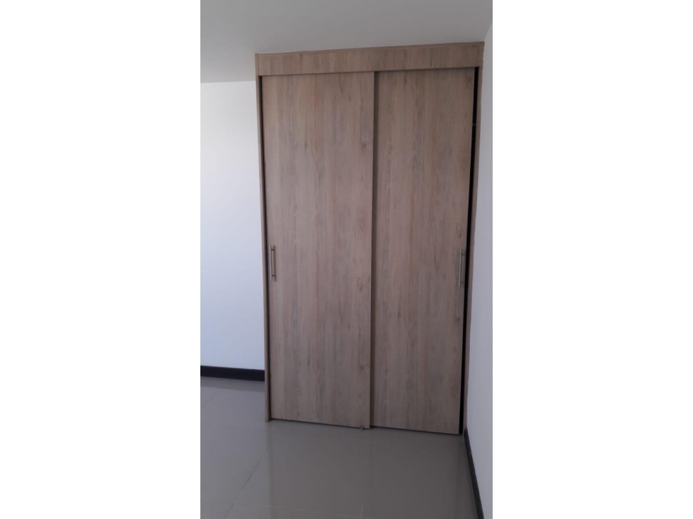 Se vende Apartamento en laureles duplex — foto 5