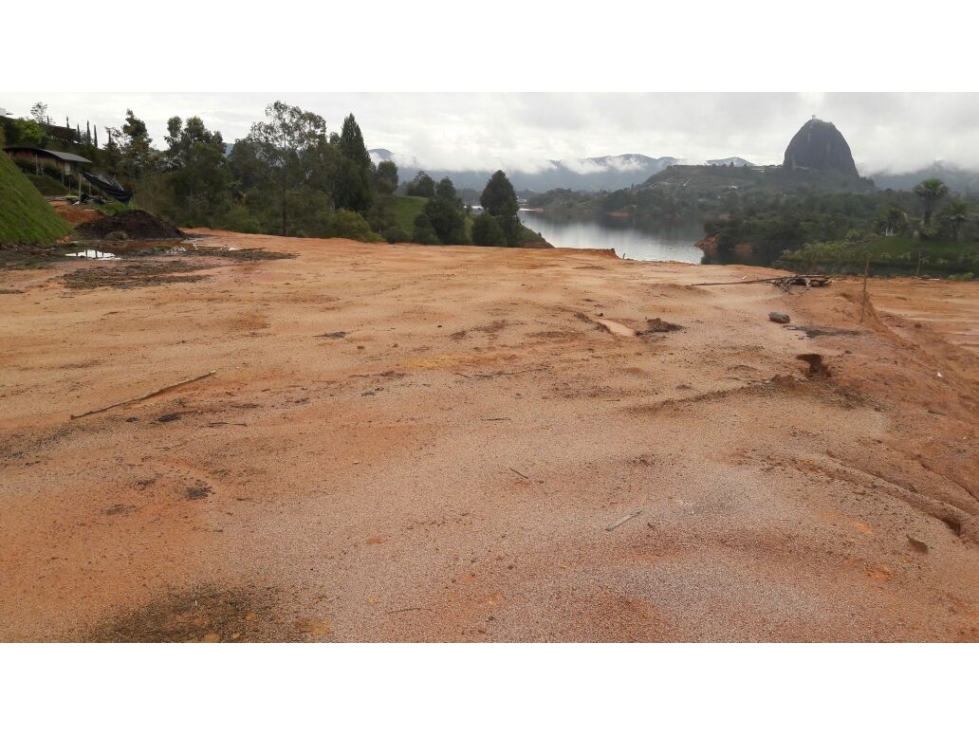 TERRENO EN VENTA FRENTE A LA PIEDRA DEL PEÑOL - 6
