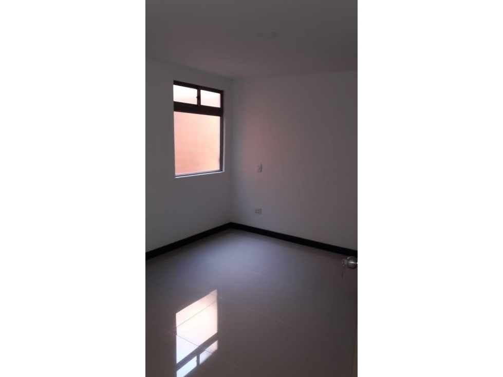 Se vende Apartamento en laureles duplex — foto 6