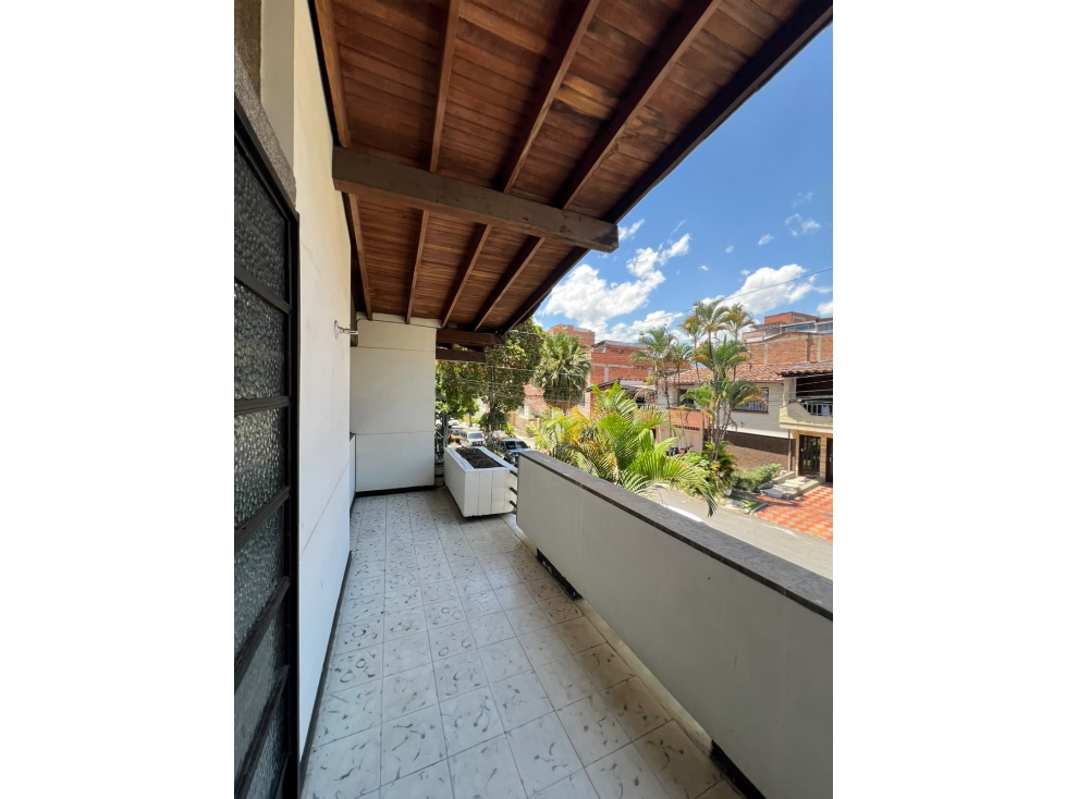 CASA LOTE SIMON BOLIVAR