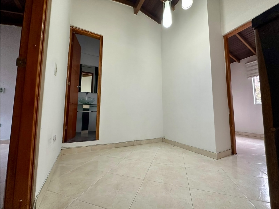 APARTAMENTO DUPLEX EN VENTA CALASANZ PARTE MEDIA — foto 6