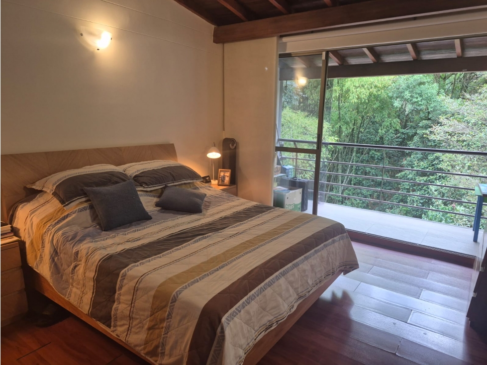 Venta de Casa en Envigado - Cumbres — foto 2