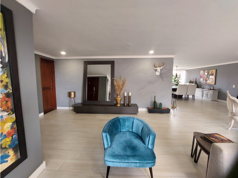 Apartamento en venta Castropol. Poblado.