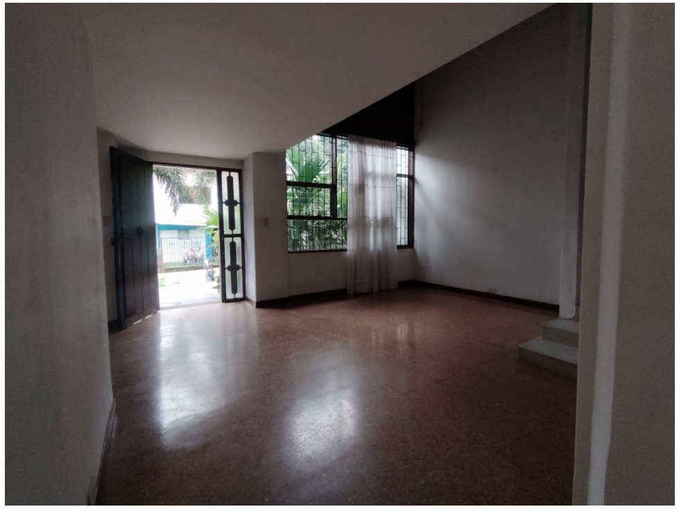 Venta de Casa - Laureles Las Acacias — foto 2
