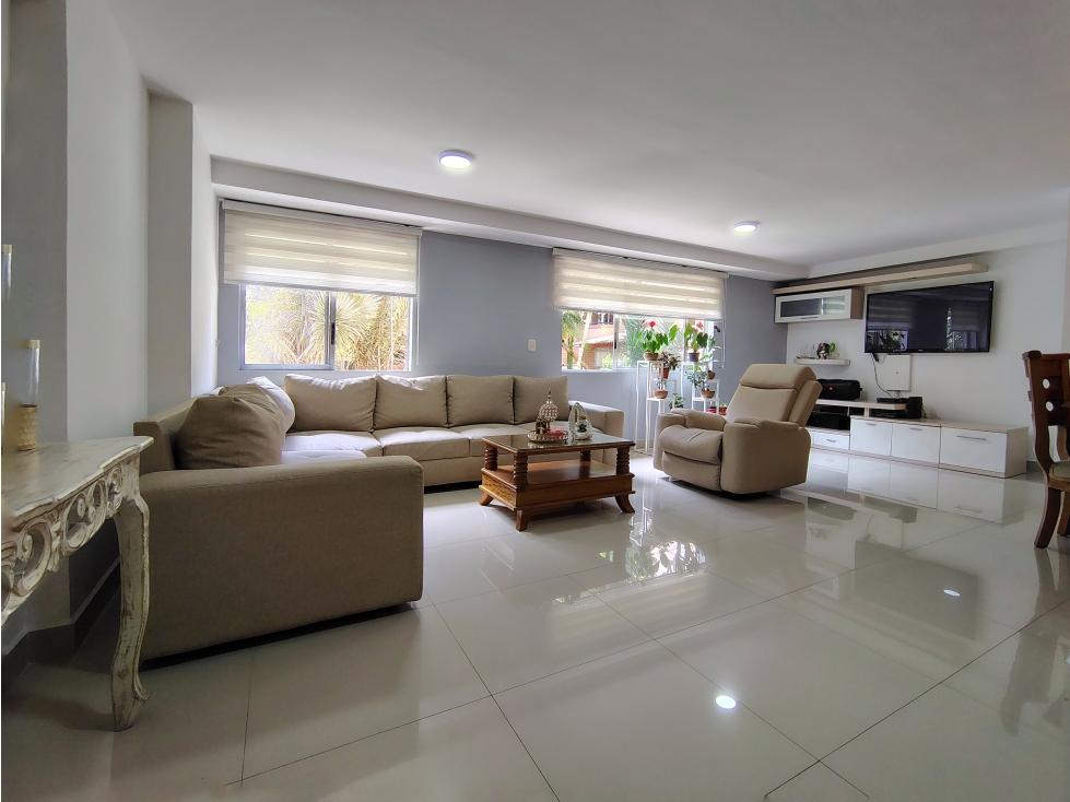 Apartamento en venta en La Castellana, Laureles, Medellín