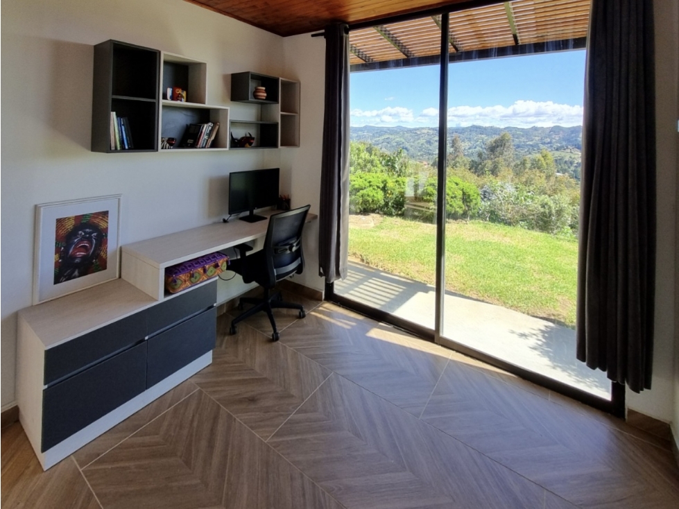 En Venta Casa en el sector Alto de La Virgen, vista panorámica — foto 6