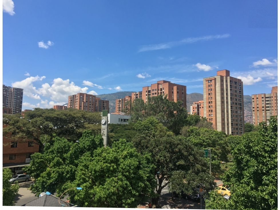 Se vende Apartamento en barrio Suramericana Laureles Estadio Medellín