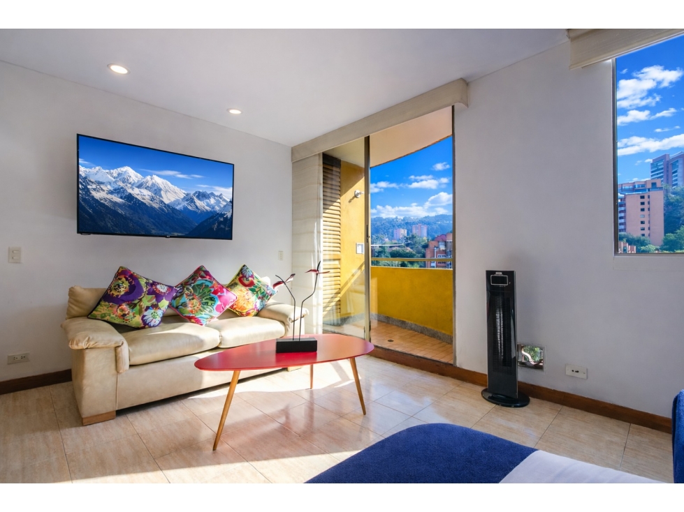 Apto amoblado en El Poblado, Provenza. 32 m², piso 8. Rentas cortas — foto 2