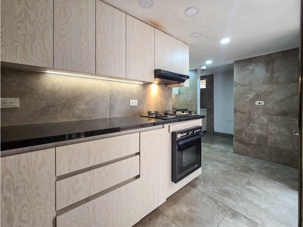 Apartamento Remodelado en venta en Conquistadores Cerro Nutibara — foto 4