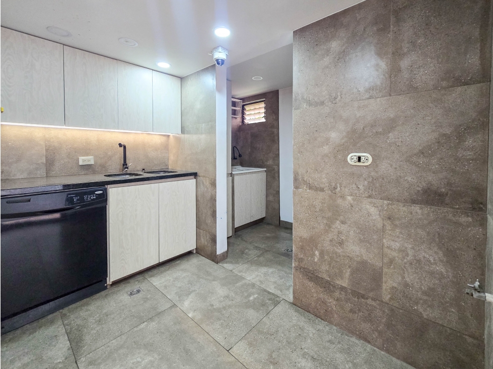 Apartamento Remodelado en venta en Conquistadores Cerro Nutibara — foto 5