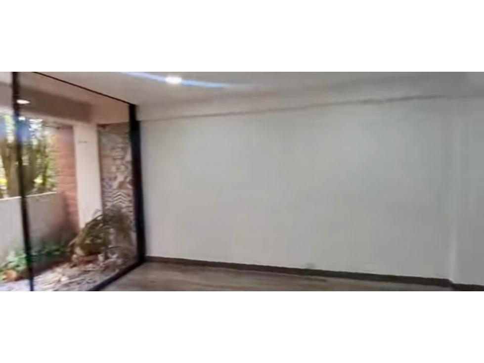 VENTA DE APARTAMENTO EN LA LOMA DE LOS BERNAL — foto 6