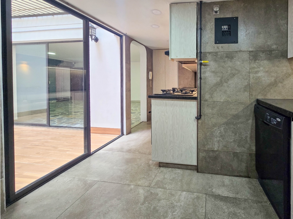 Apartamento Remodelado en venta en Conquistadores Cerro Nutibara — foto 6
