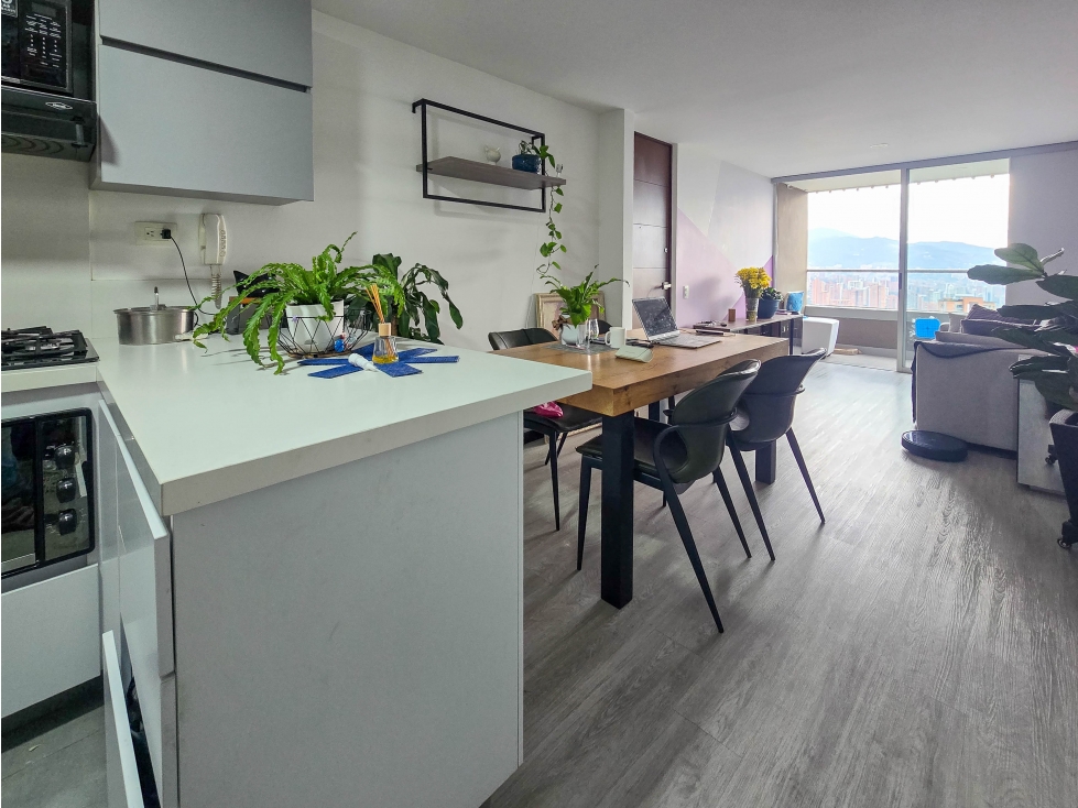 Apartamento en venta en El Poblado Las Palmas