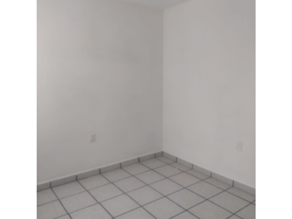 Agradable Casita en Venta Zona Sur - 4