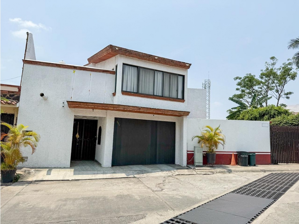 Amplia y hermosa casa en Fracc. San Jerónimo de Ahuatepec