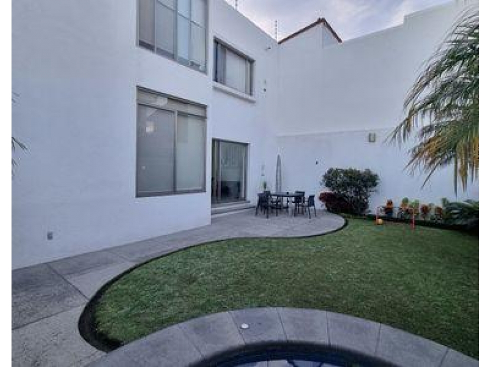 Casa Moderna con amplio jardín en Fraccionamiento con vigilancia — foto 6