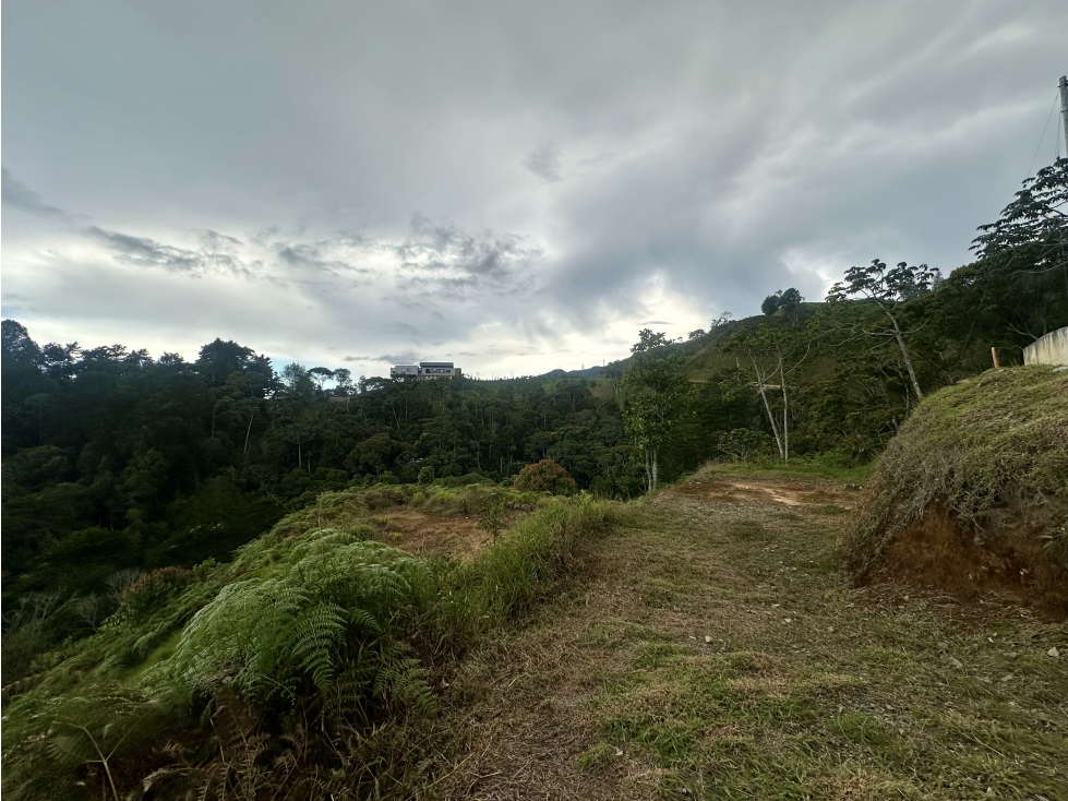 Venta De Lote En El Retiro Fizebad