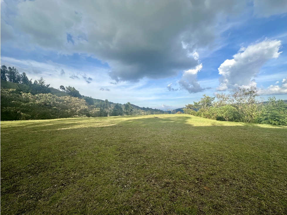 Venta de Lote en El Retiro La Fe