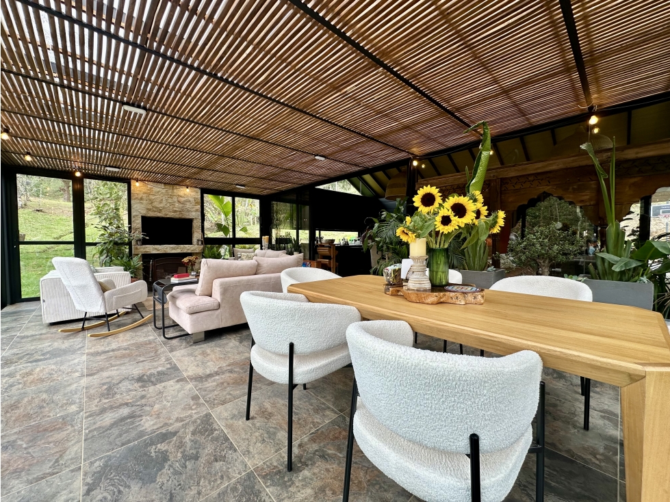 Venta De Casa Campestre En El Retiro