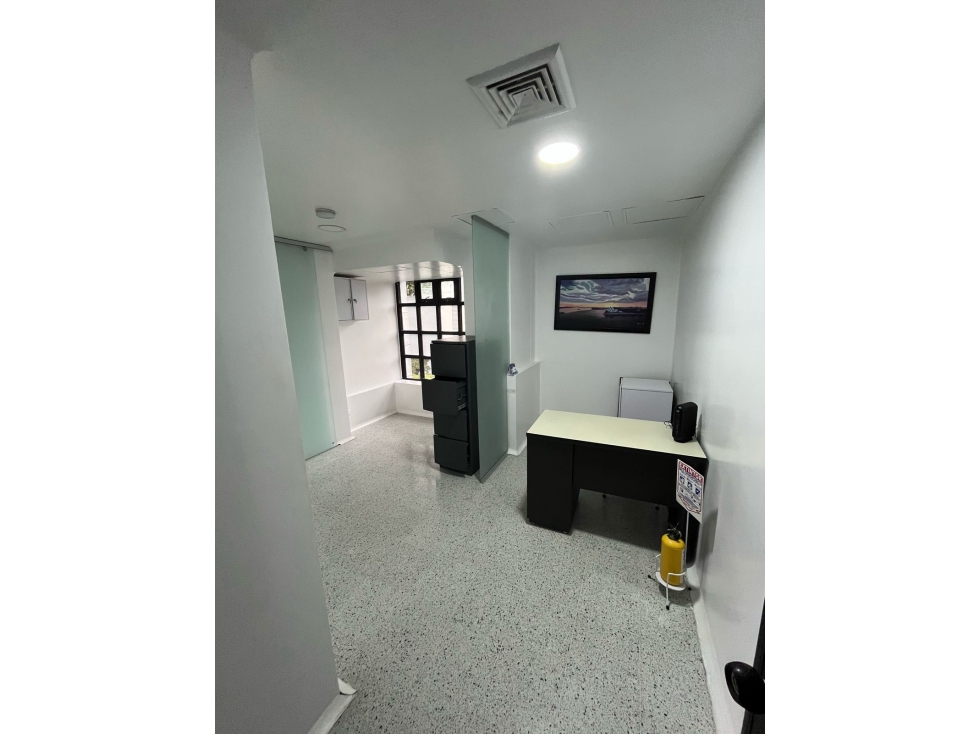 Venta De Consultorio en El Poblado Las Vegas